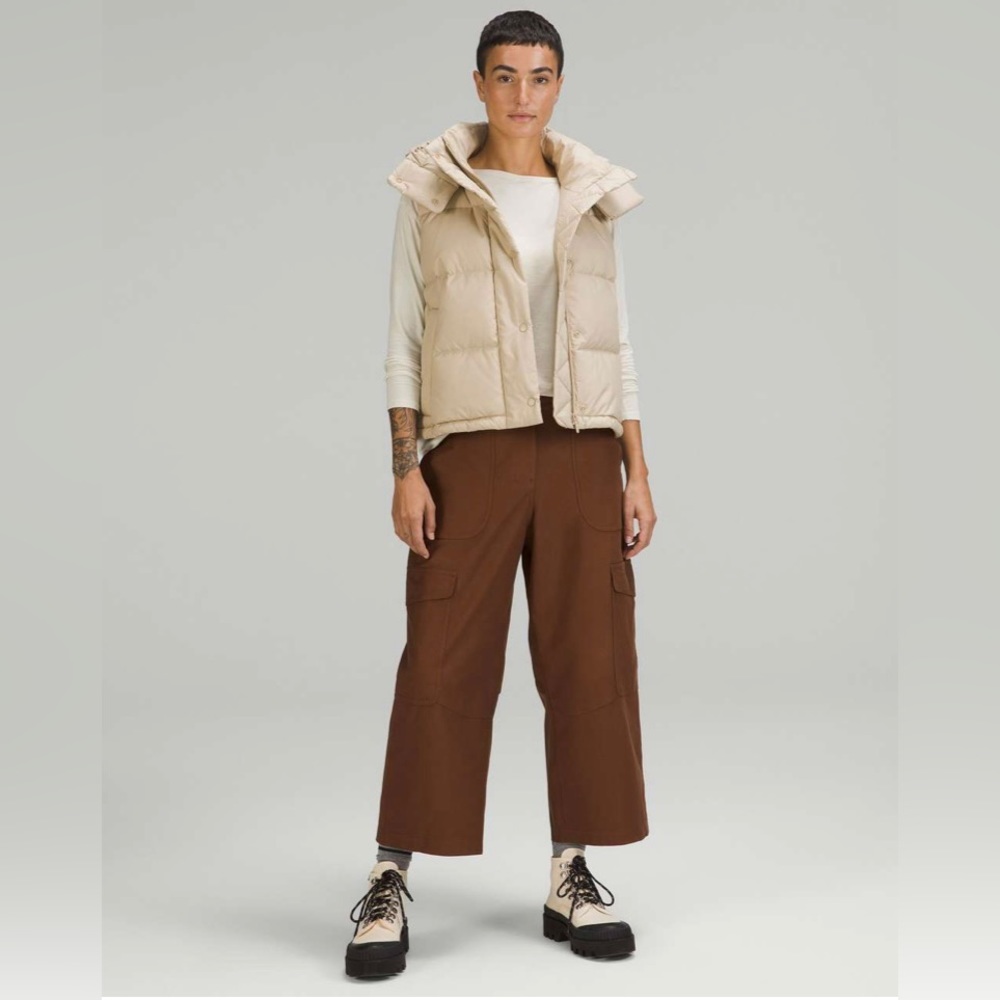 Lululemon Light Utilitech Cargo Pocket High-Rise Crop
Roasted Brown